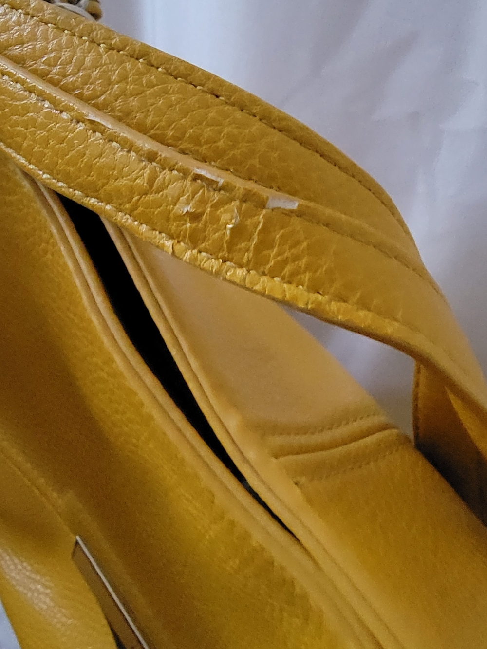 Nine West Yellow Leather Shoulder Bag with Silver Chain Strap - Picture 6 of 8